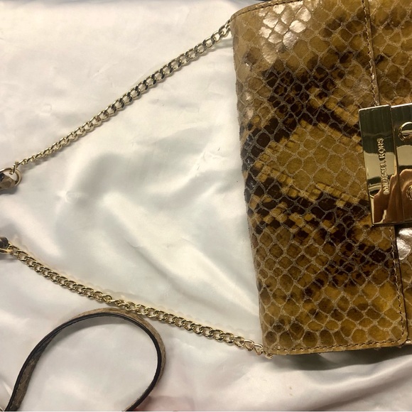 Like New Michael Kors Sloan Gold Embellished Snakeskin Design Clutch/Crossbody - Picture 11 of 14